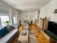 FON, Voždovac opština, Beograd | 4zida.rs