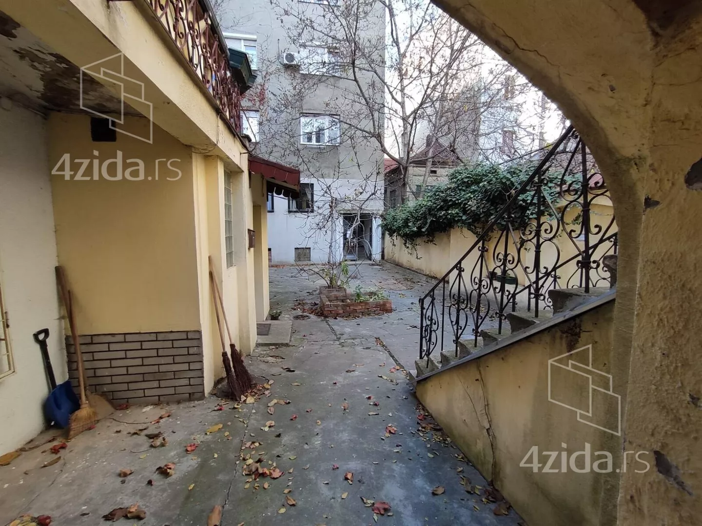 Garsonjera | 4zida