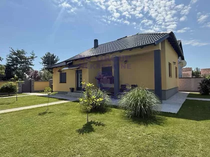 Gradske lokacije | 4zida.rs