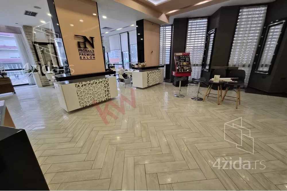 Poslovni prostor | 4zida