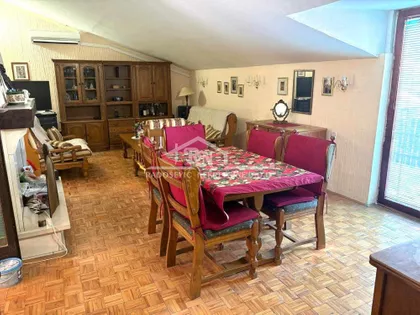 Bože Baucala | 4zida.rs