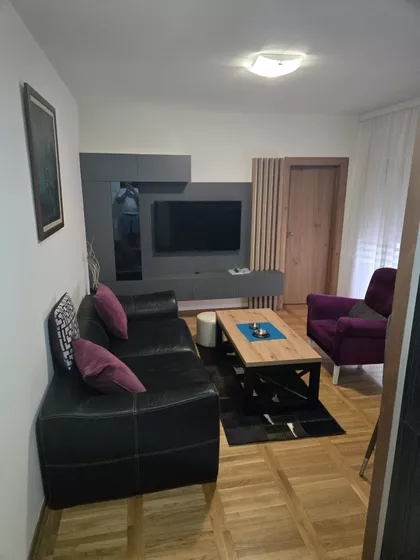 Banovo Brdo | 4zida.rs