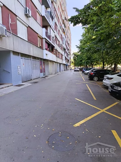 Železnička stanica | 4zida.rs