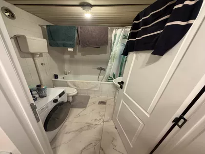 Železnička 21 | 4zida.rs