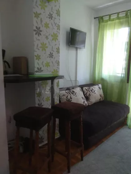 Užička | 4zida.rs