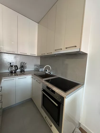 Heroja Pinkija | 4zida.rs