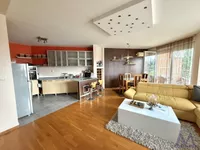 Lipov Gaj, Adice, Gradske lokacije, Novi Sad | 4zida.rs | 4zida.rs