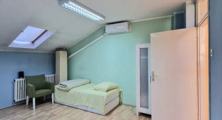 Šestosoban stan | 4zida