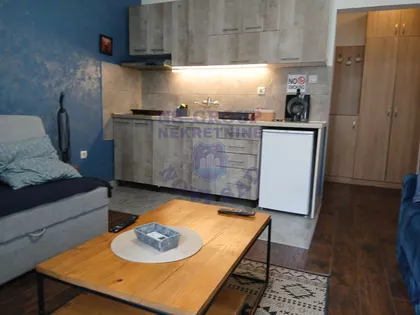 Lipov Gaj | 4zida.rs