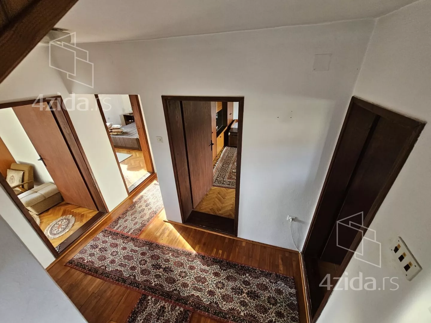 3-etažna kuća | 4zida