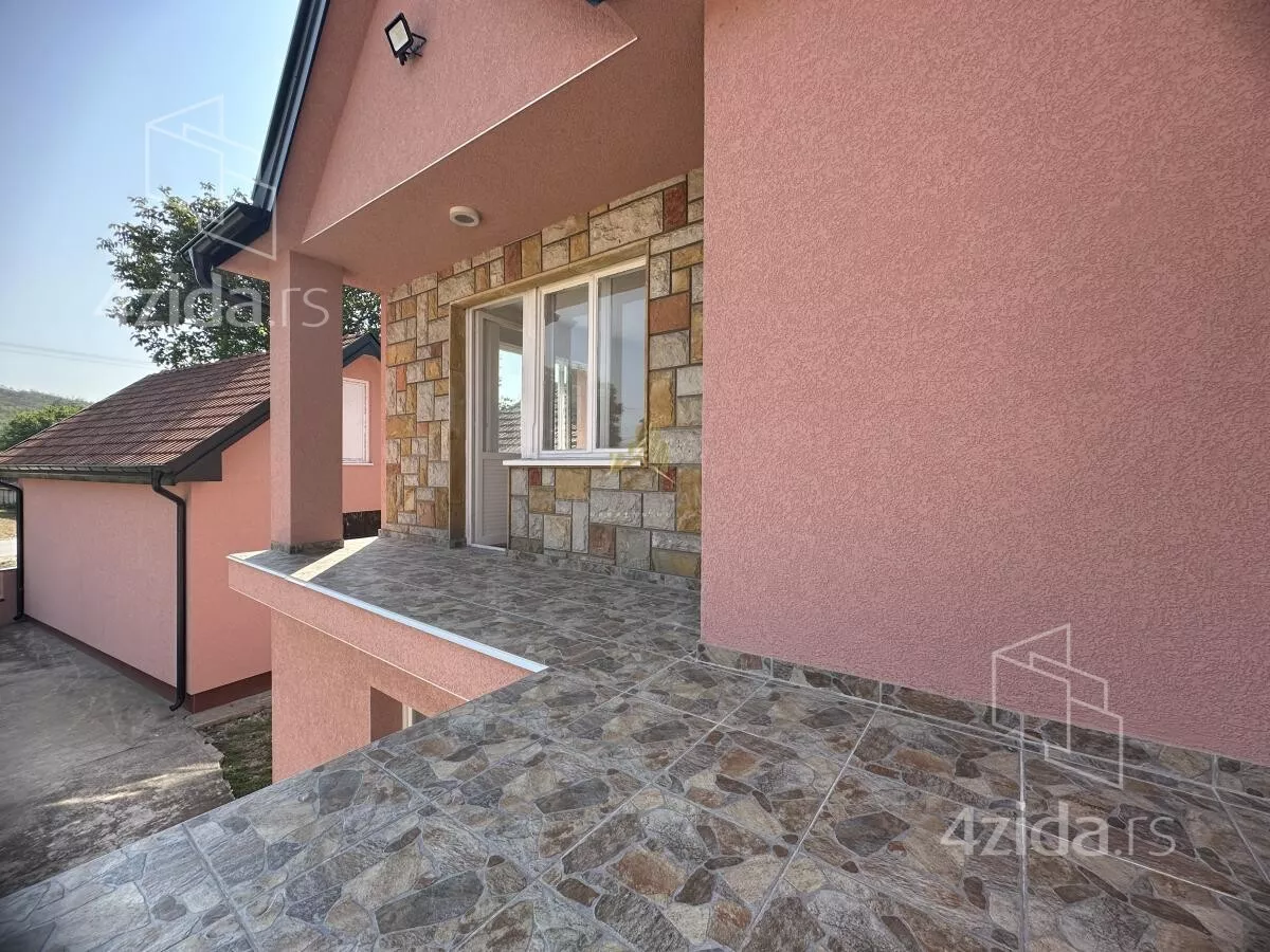 Kuća | 4zida