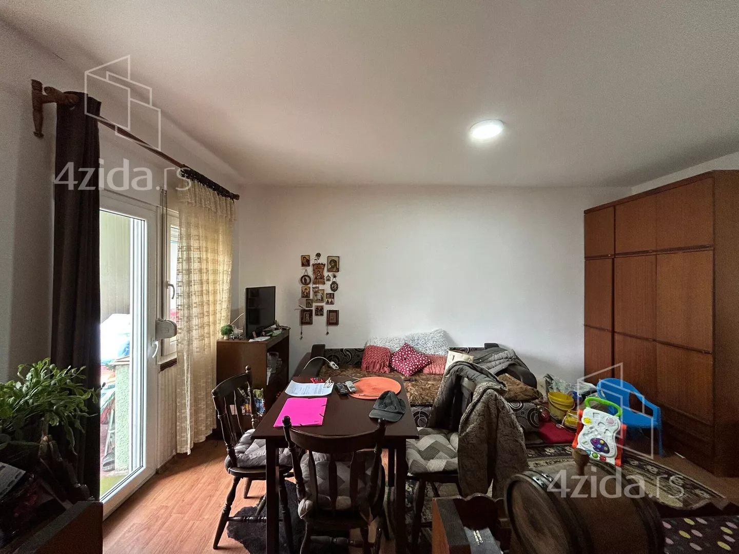 3-etažna kuća | 4zida