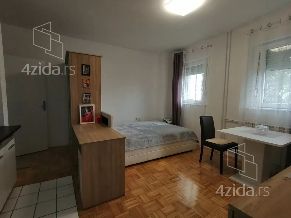 Garsonjera | 4zida