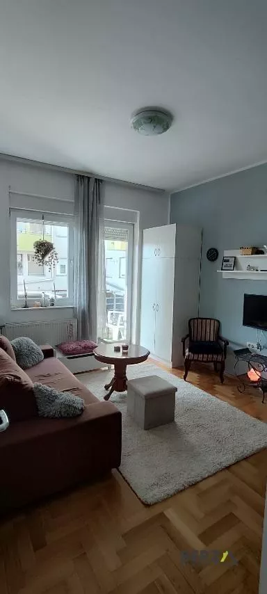 Bulevar Patrijarha Pavla (Somborski Bulevar) | 4zida.rs