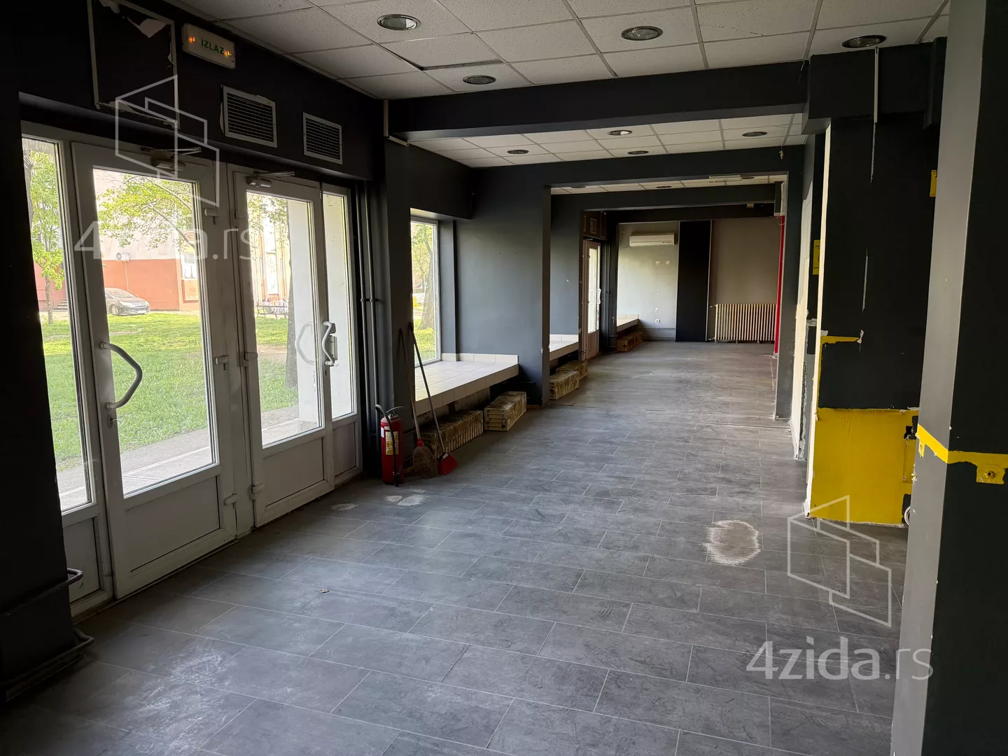 Poslovni prostor | 4zida