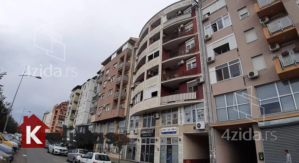 Jednoiposoban stan | 4zida