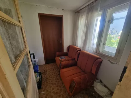 Čuruška | 4zida.rs