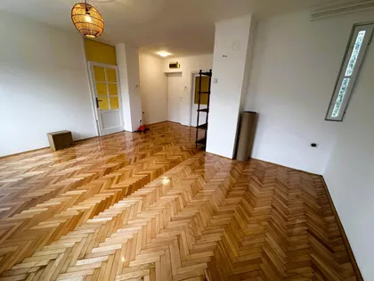 Petra Jovovića | 4zida.rs