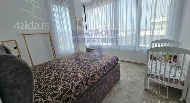 Petosoban stan | 4zida