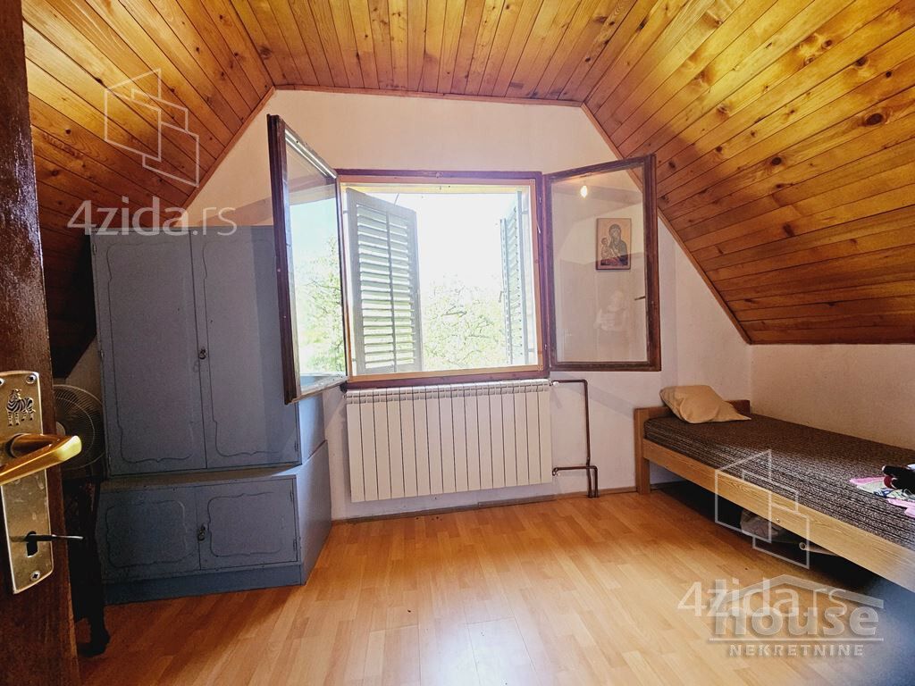 House in Inđija - View 4