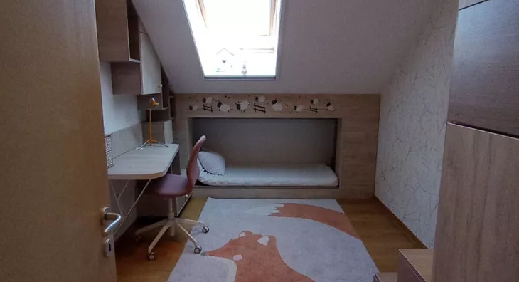 Četvoroiposoban stan | 4zida