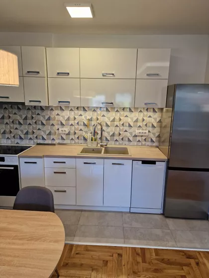 Tekelijina | 4zida.rs