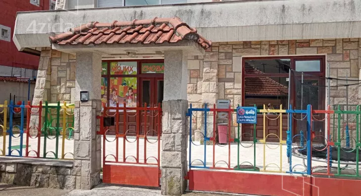 Poslovni prostor | 4zida