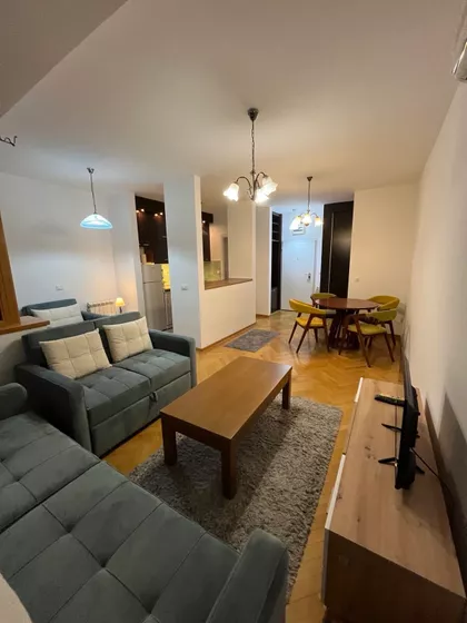 Kalenić pijaca | 4zida.rs