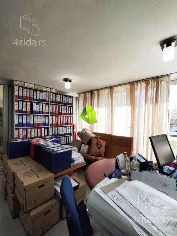 Poslovni prostor | 4zida