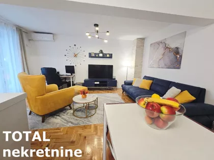 Cara Dušana | 4zida.rs