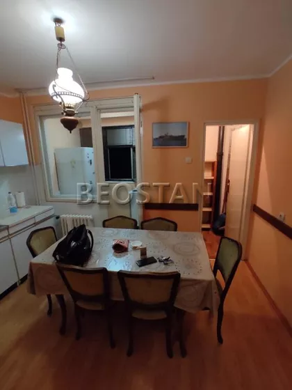 Darinke Radovic | 4zida.rs