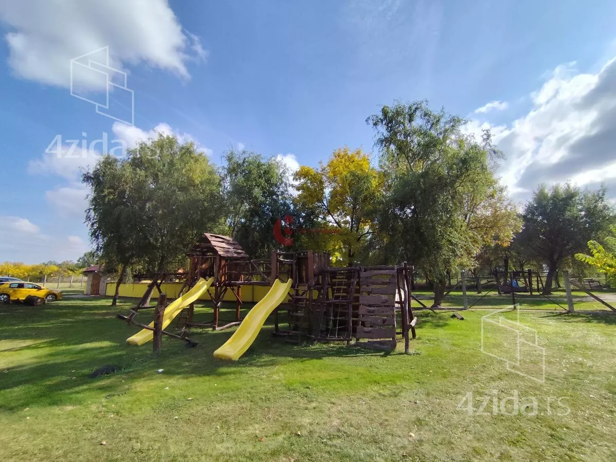 Ugostiteljski objekat | 4zida