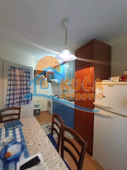 Radnih brigada | 4zida.rs