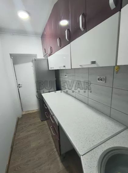 Cara Dušana | 4zida.rs