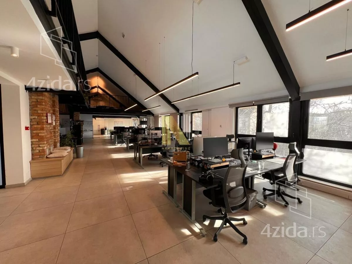 Poslovni prostor | 4zida