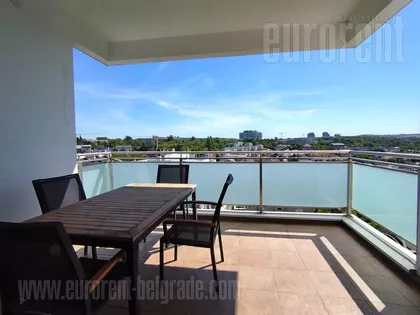 DEDINJE BELI DVOR | 4zida.rs