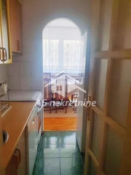 Blok 33 - Geneks | 4zida.rs