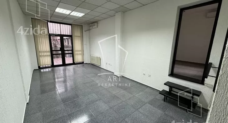 Lokal na prodaju, Vojvode Milenka, 150.000€, 52m² - stampaj