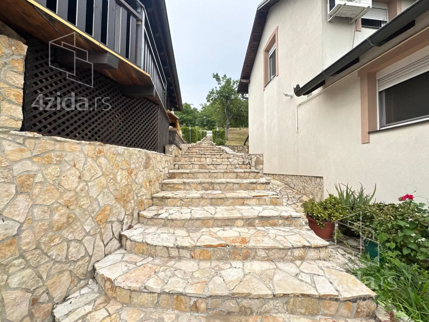 Kuća | 4zida