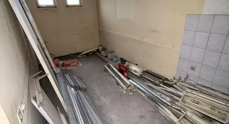 Poslovna zgrada | 4zida