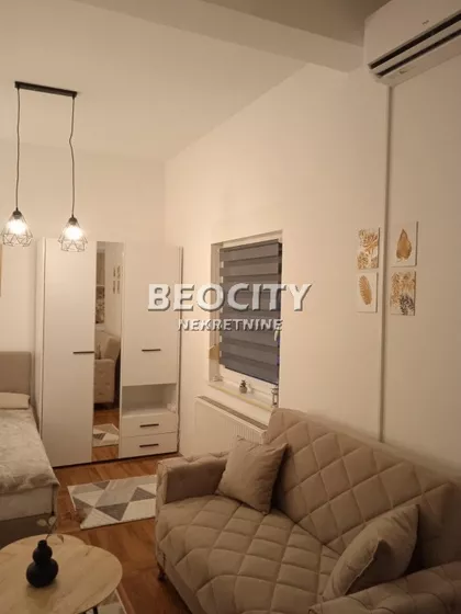 Vojvode Bojovića | 4zida.rs