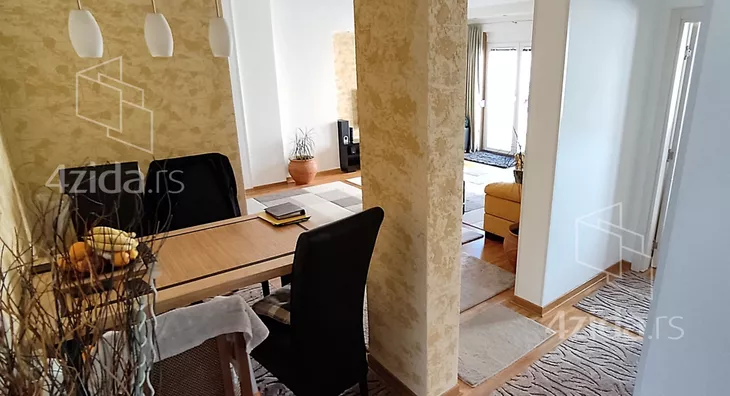 Četvorosoban stan | 4zida