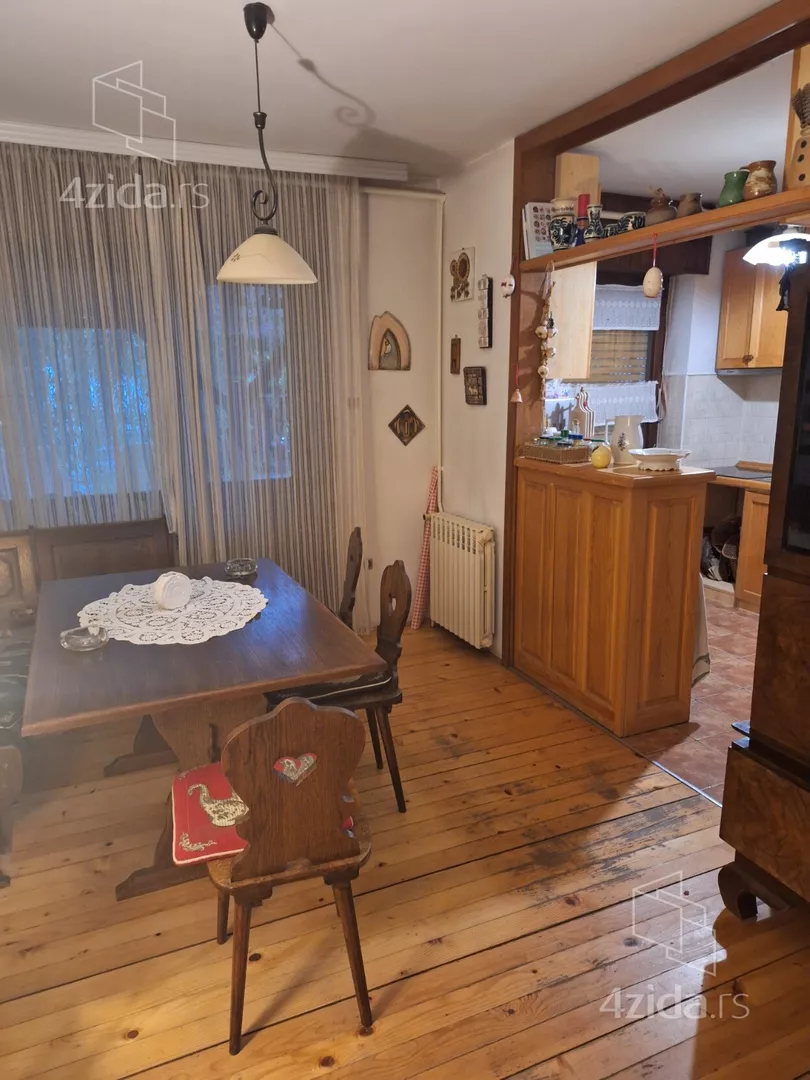 3-etažna kuća | 4zida