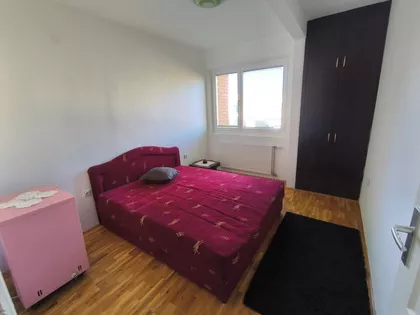 Trg 14. Oktobra | 4zida.rs