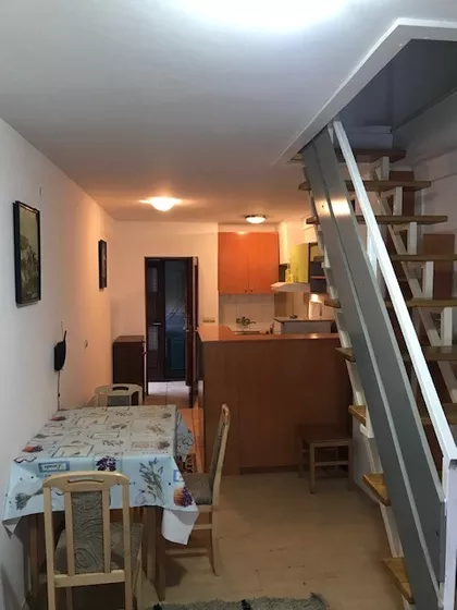 Pavla Papa 17 | 4zida.rs
