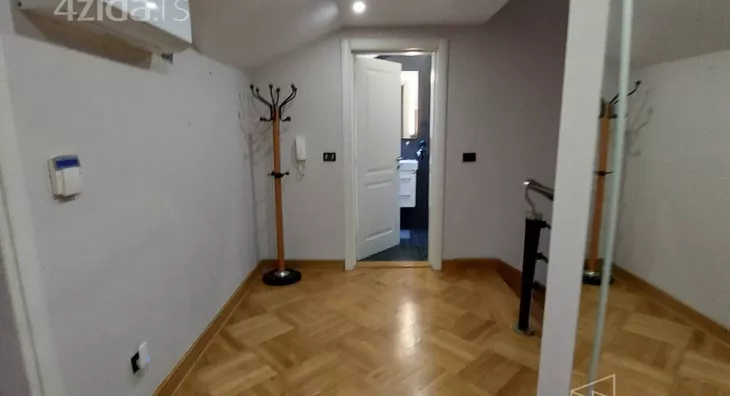 4-etažna kuća | 4zida