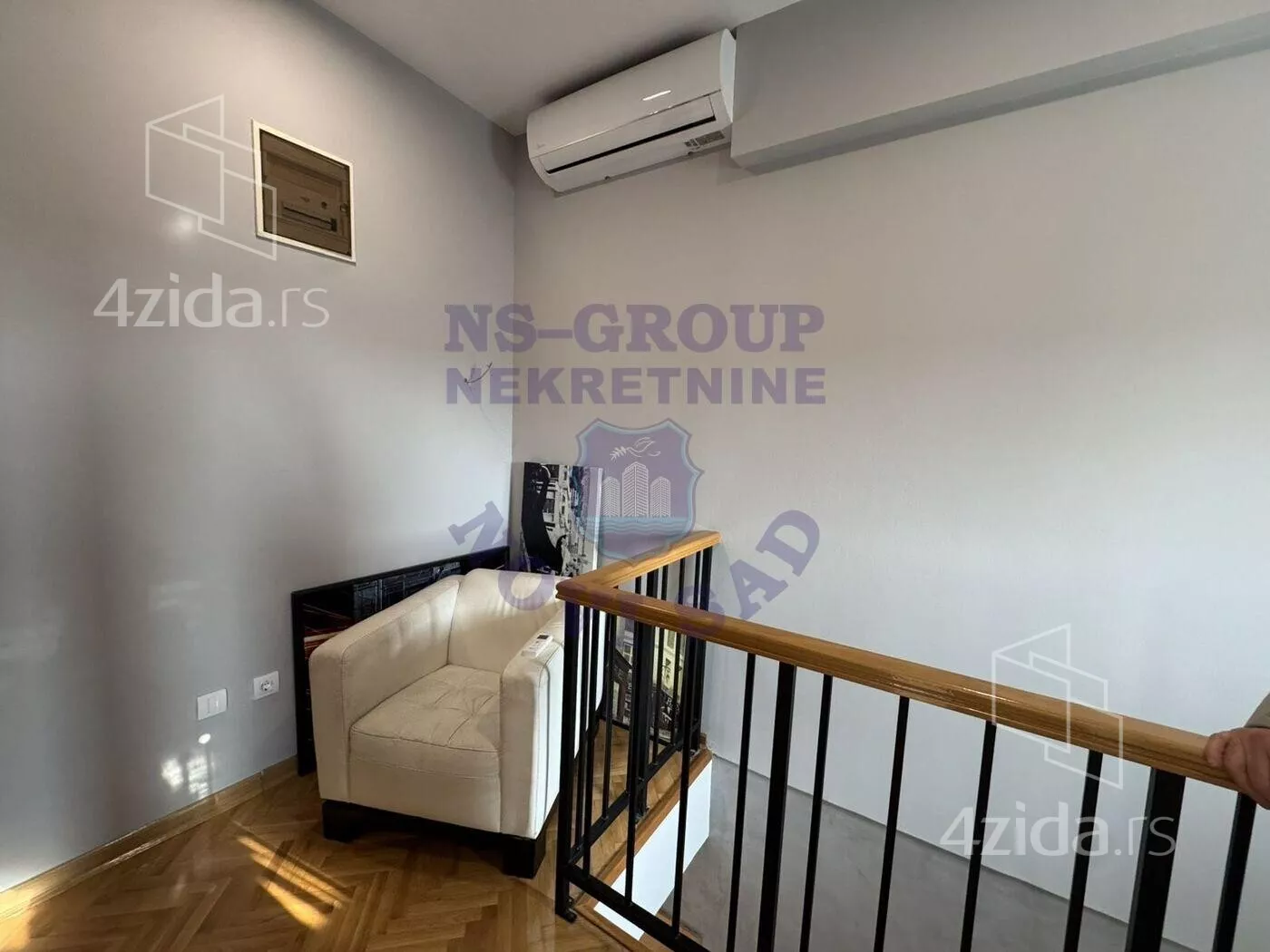 Petosoban stan | 4zida