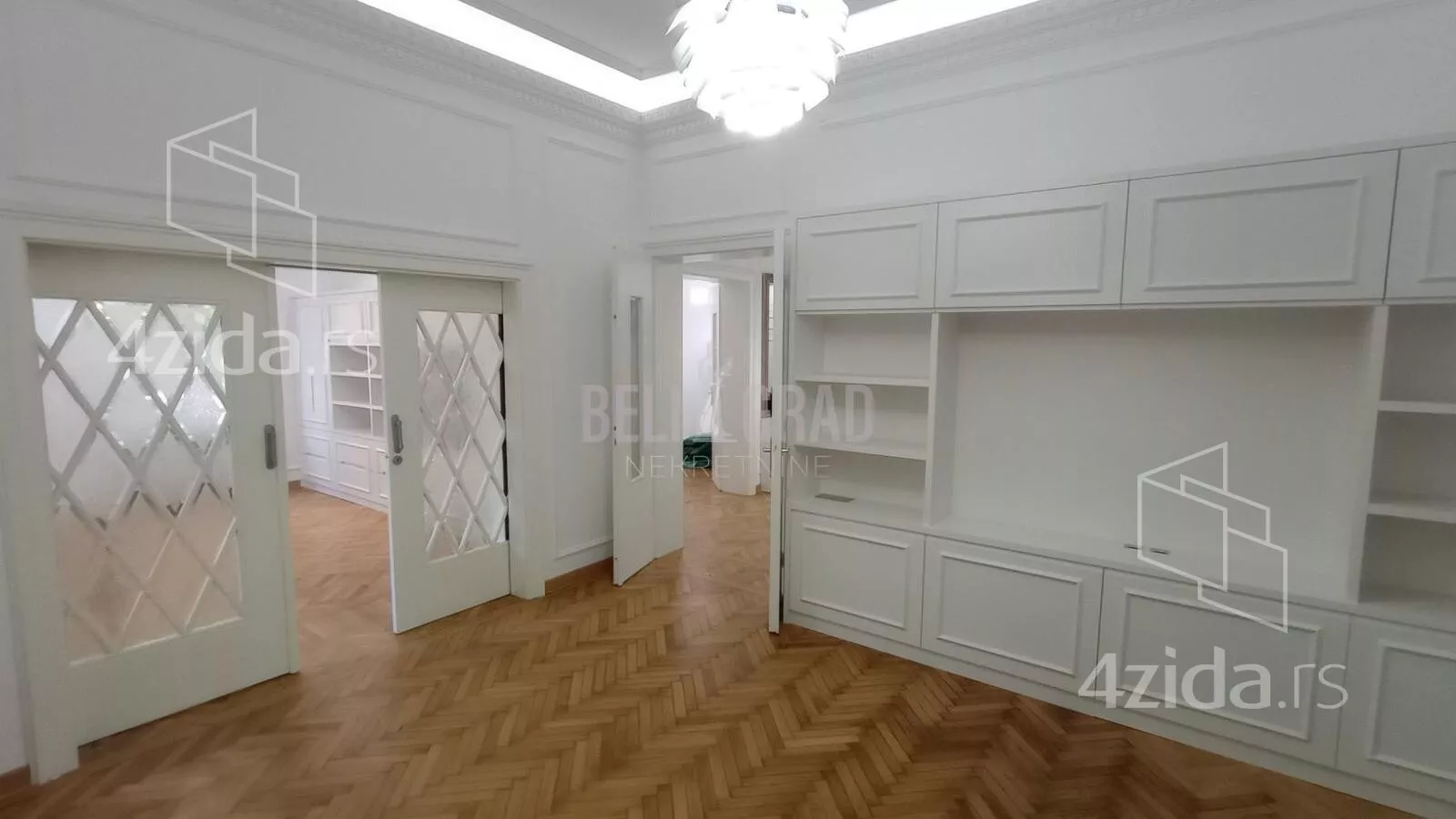 Četvoroiposoban stan | 4zida