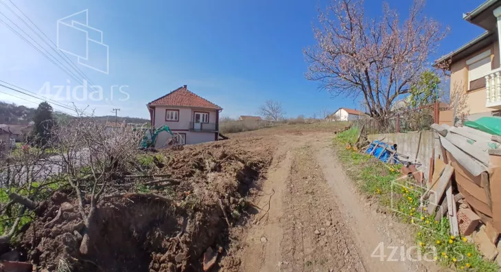 Građevinsko zemljište | 4zida