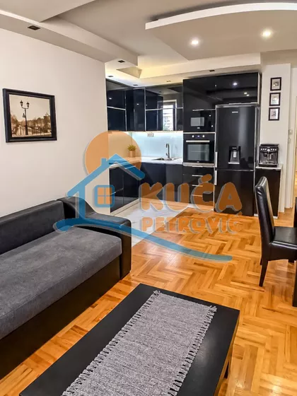 Franca Vintera | 4zida.rs